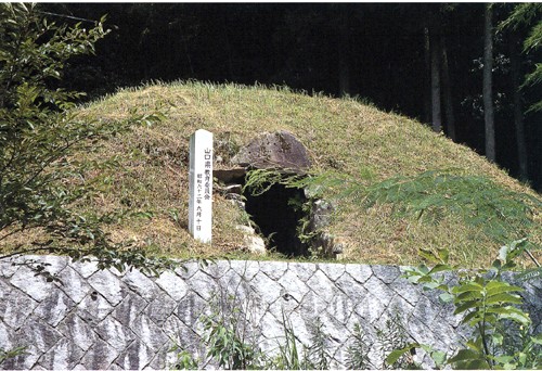 穴観音古墳の外見