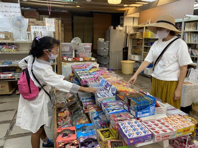 コースイメージ写真（駄菓子屋さん）