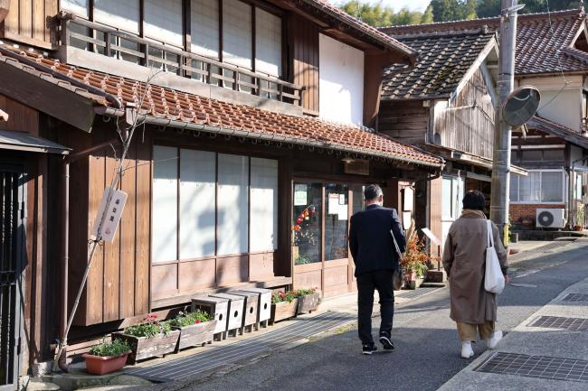 中の町の町並み