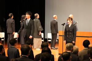 萩高等学校合唱部OB・OGの国歌斉唱