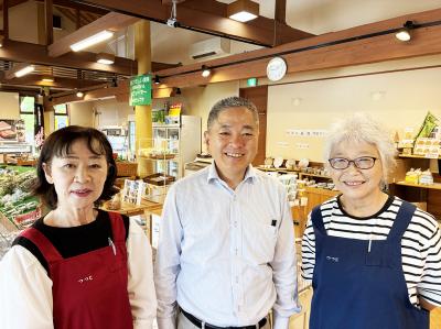支援団体の人々