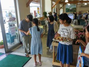 店舗での試食会