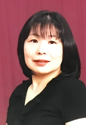秋山美恵