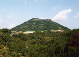 伏馬山