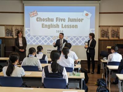 国際交流員、外国語指導助手による英語レッスン